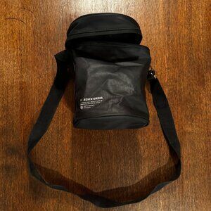 insulated shoulder /water bag